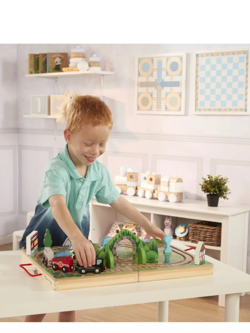 Melissa & Doug 17-Piece Wooden Take-Along Tabletop Railroad and Trains, for Kids